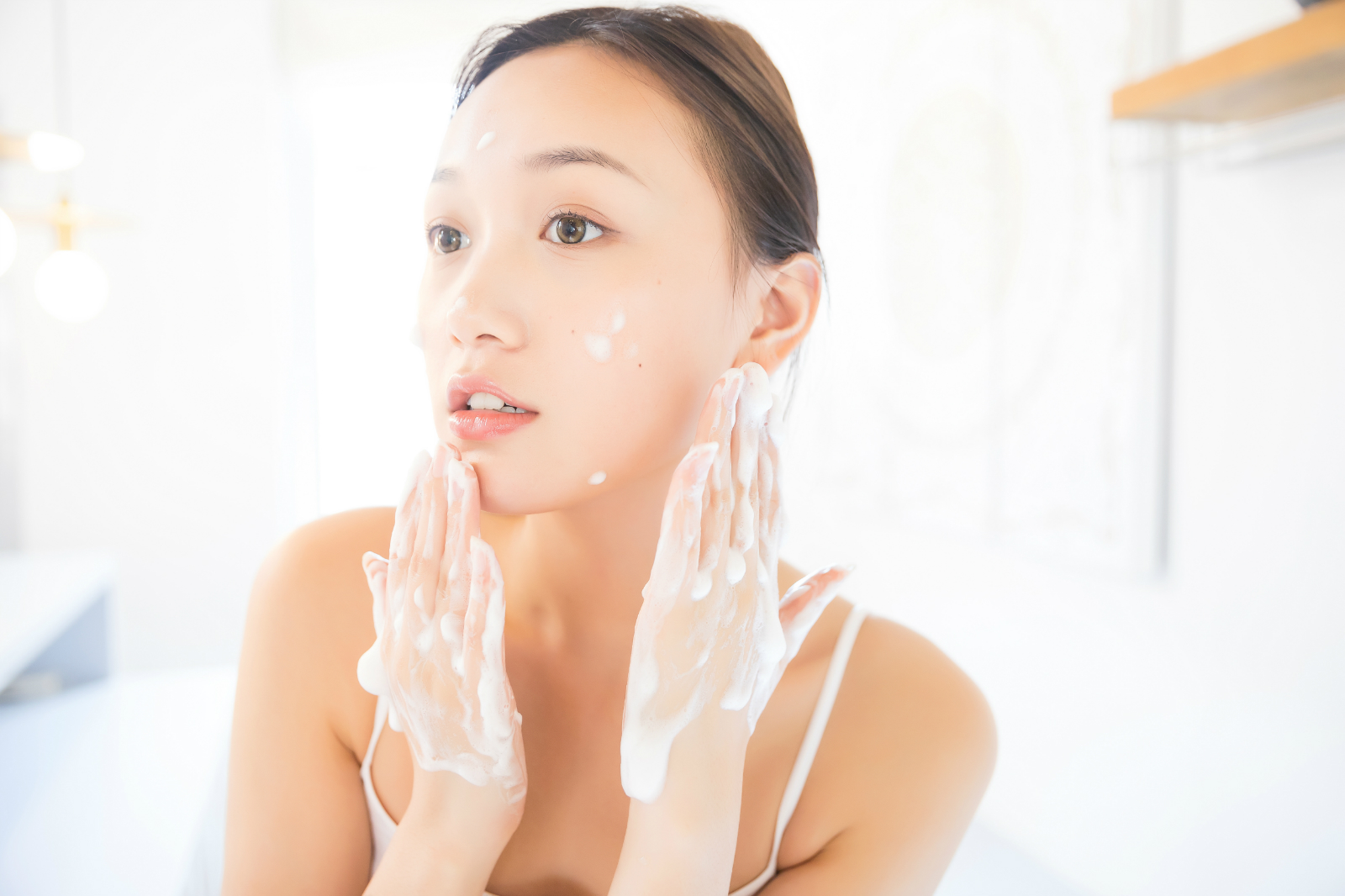關於洗臉，你可能一直都沒有做對-還原水
