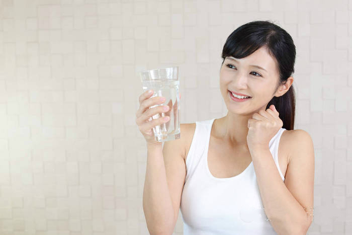 多飲還原水有助於降低血液粘稠度
